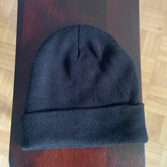 Butterfly Toque - Picture 5 of 7